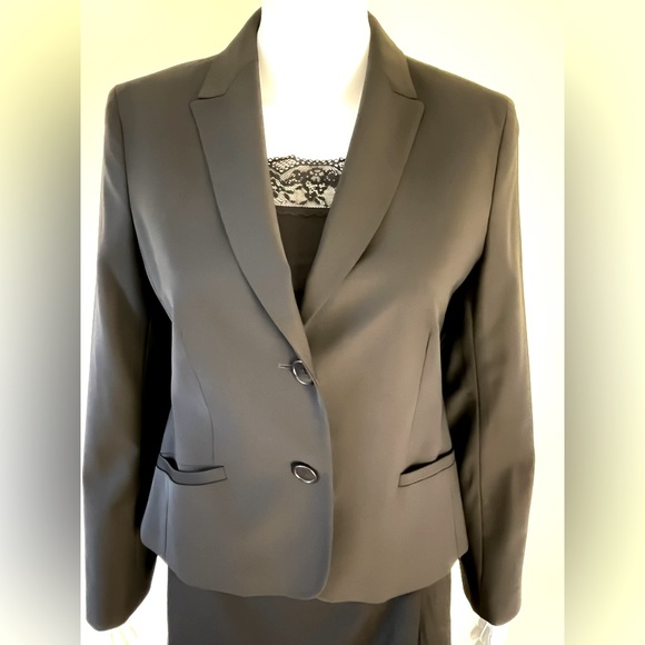 Talbots black 87% fine wool 2 Pc pants suit short blazer & straight pants US 8 - Picture 2 of 16